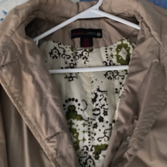 Jacket - Picture 4 of 5